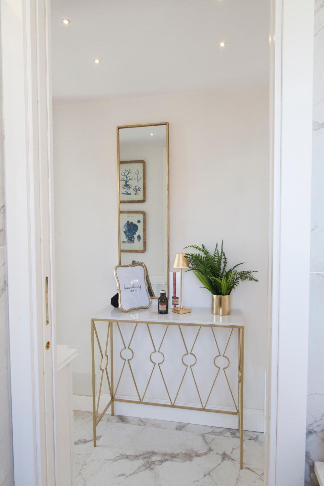 La Finestra Sul Mare Central Apartment Vista Mare อันซีโอ ภายนอก รูปภาพ