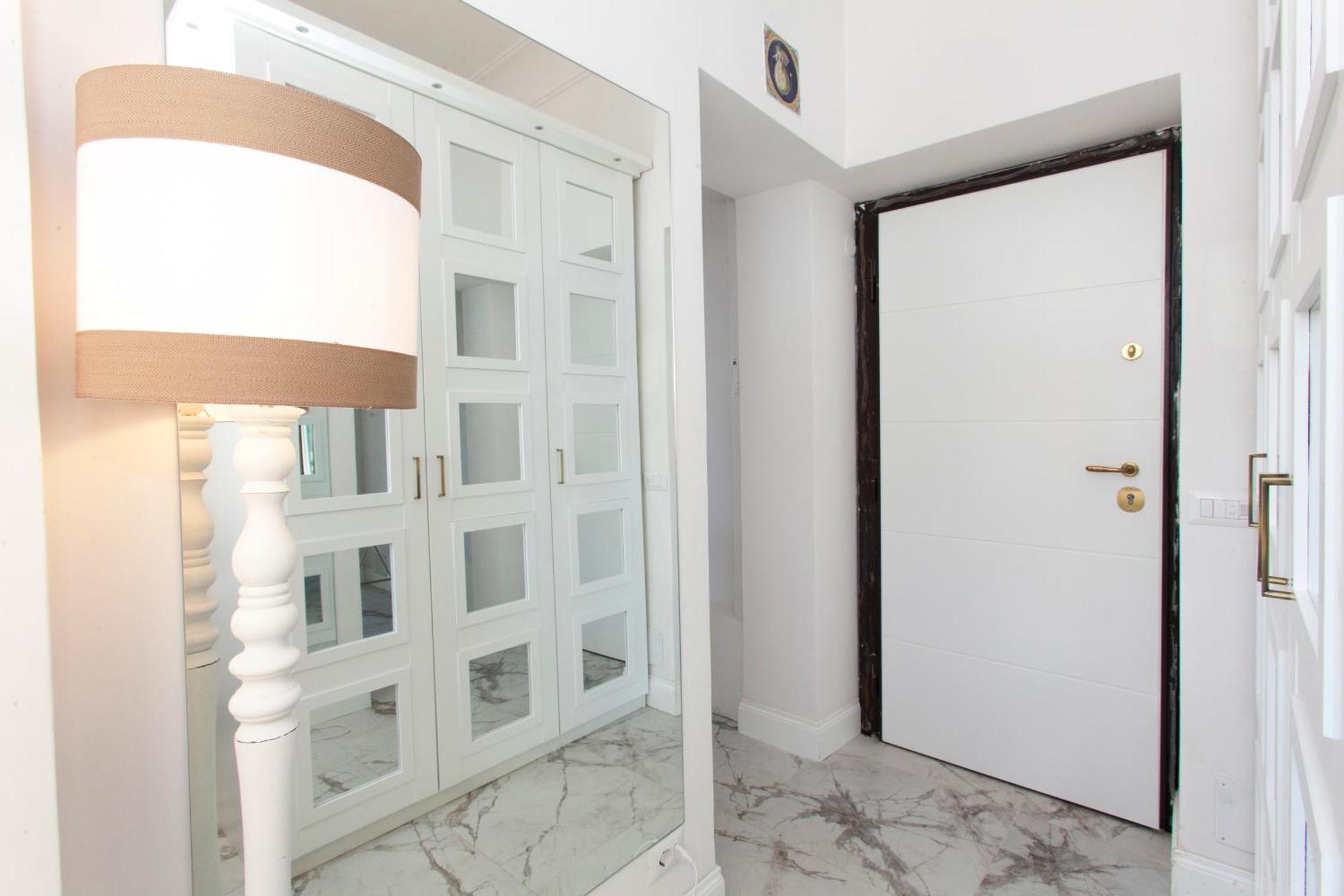 La Finestra Sul Mare Central Apartment Vista Mare อันซีโอ ภายนอก รูปภาพ